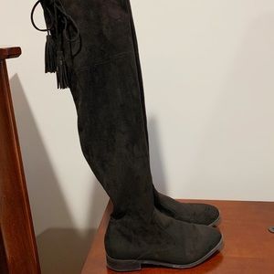 | MARC FISHER KNEE HIGH BLACK BOOTS